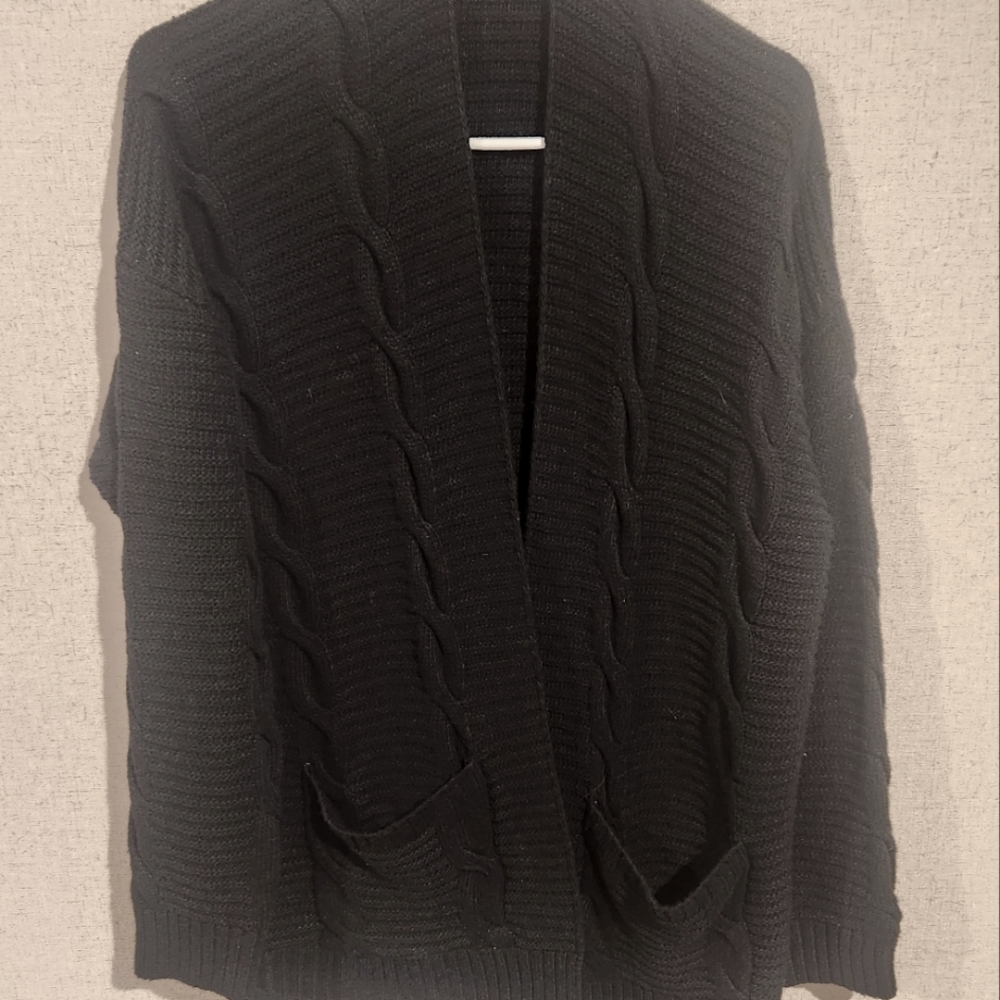 Amazing cable knit cardigan!